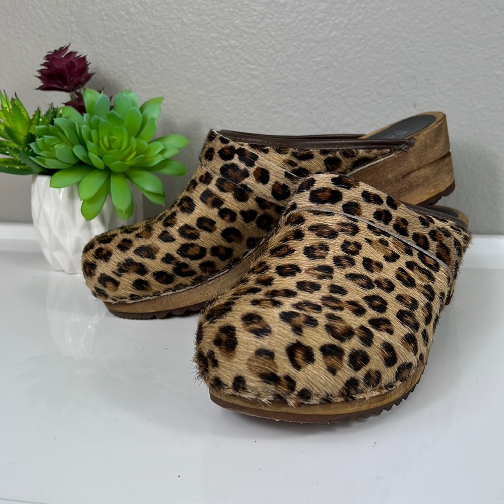 Sanita Caroline Leopard Calf Hair Danish Clogs 39